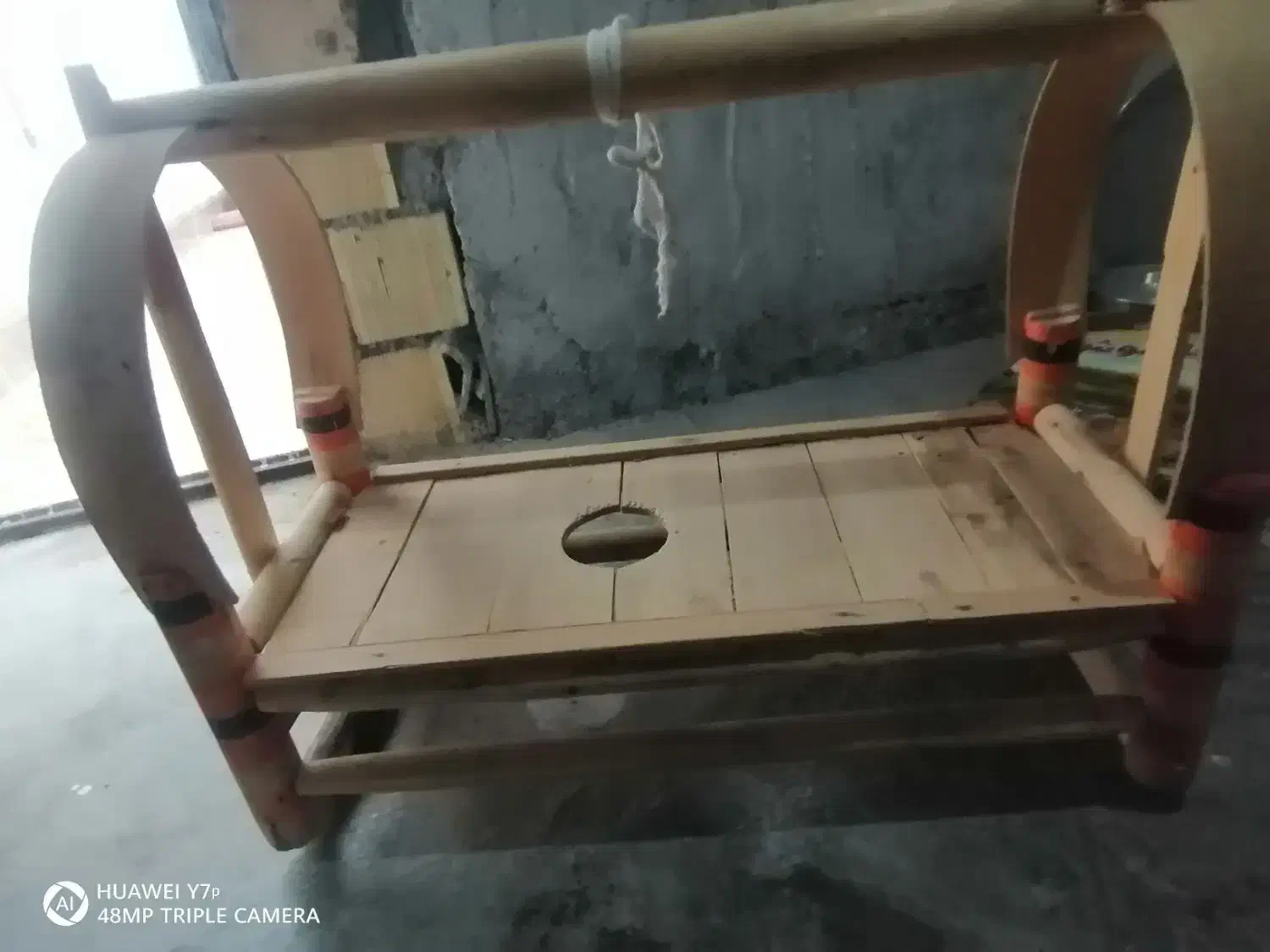 گهواره یا تهته|تخت و صندلی بچه|دوگنبدان, |دیوار