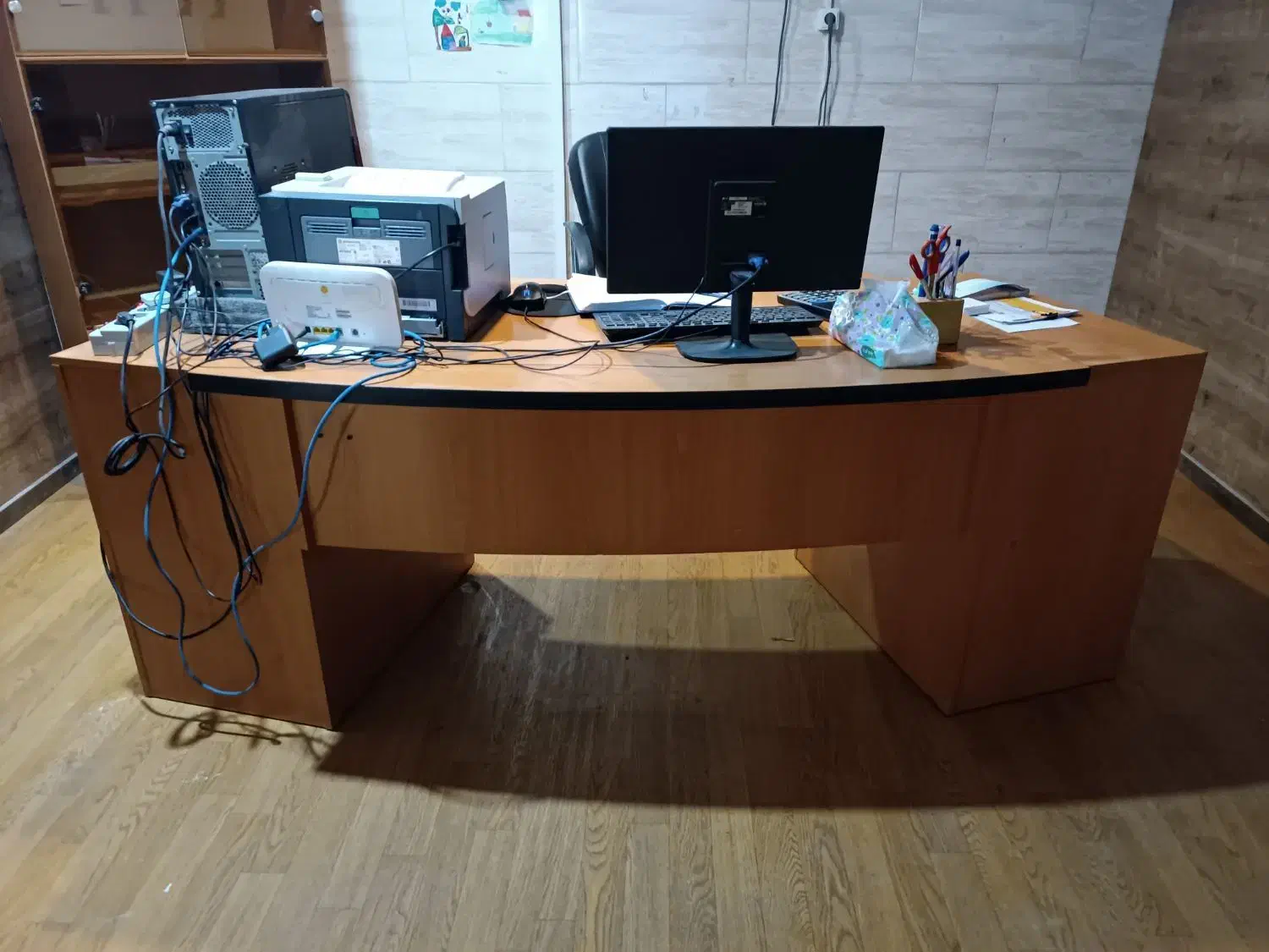 میز مدیریت|میز تحریر و کامپیوتر|اهواز, دغاغله|دیوار