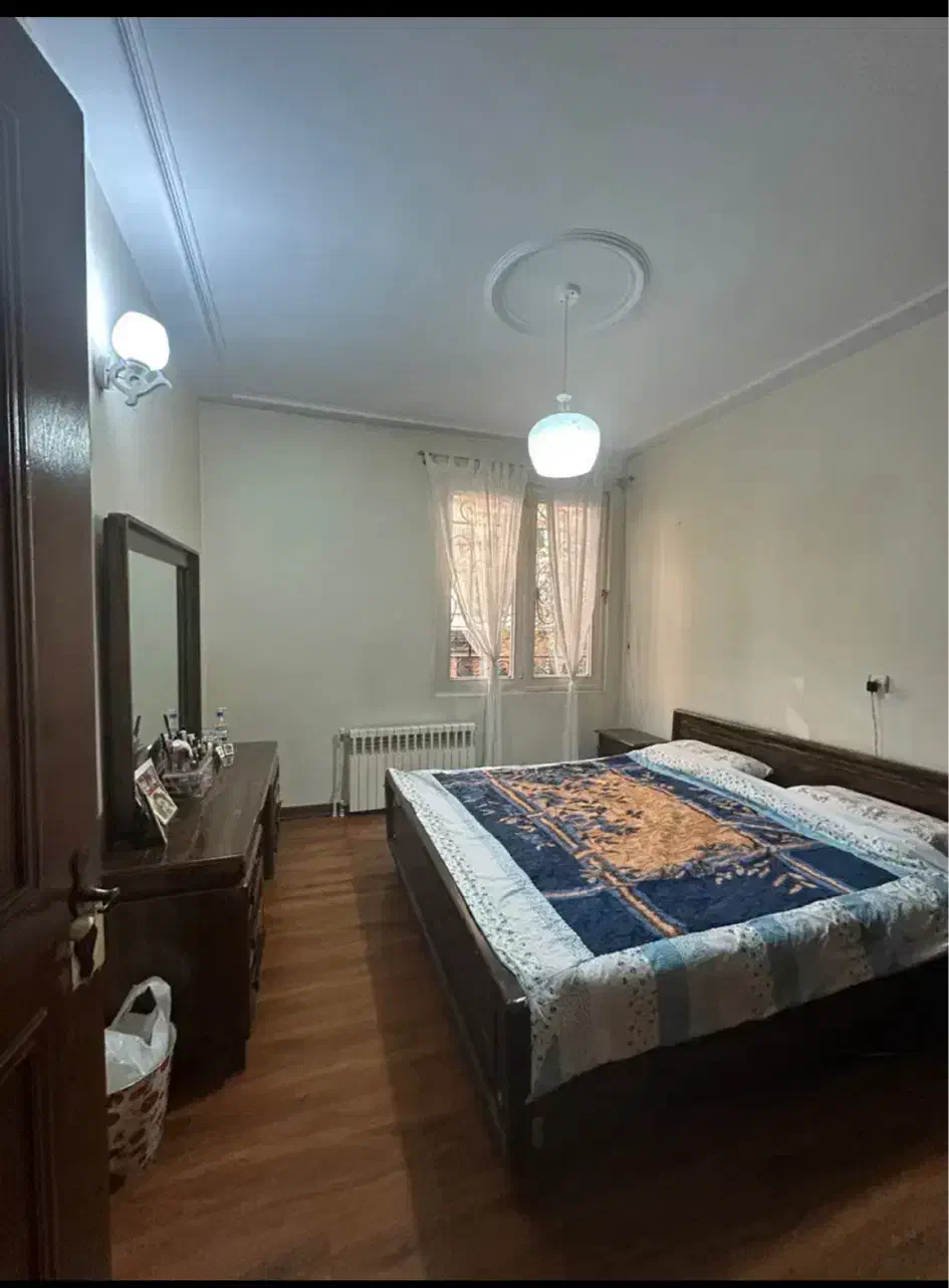 ۱۲۸متر/۲خواب/حیاط در اختیار/شهرک غرب