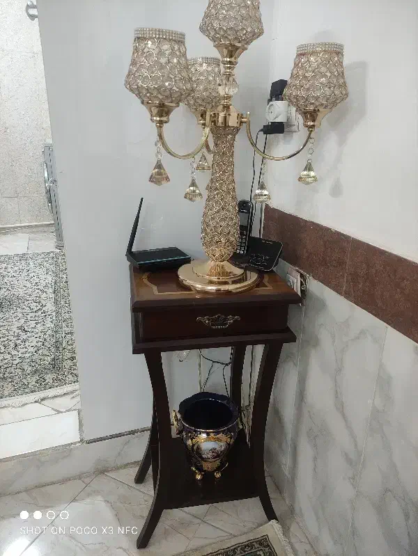 میز واباژور کاملاسالم درحدنو|چراغ خواب و آباژور|ورامین, ورامین|دیوار