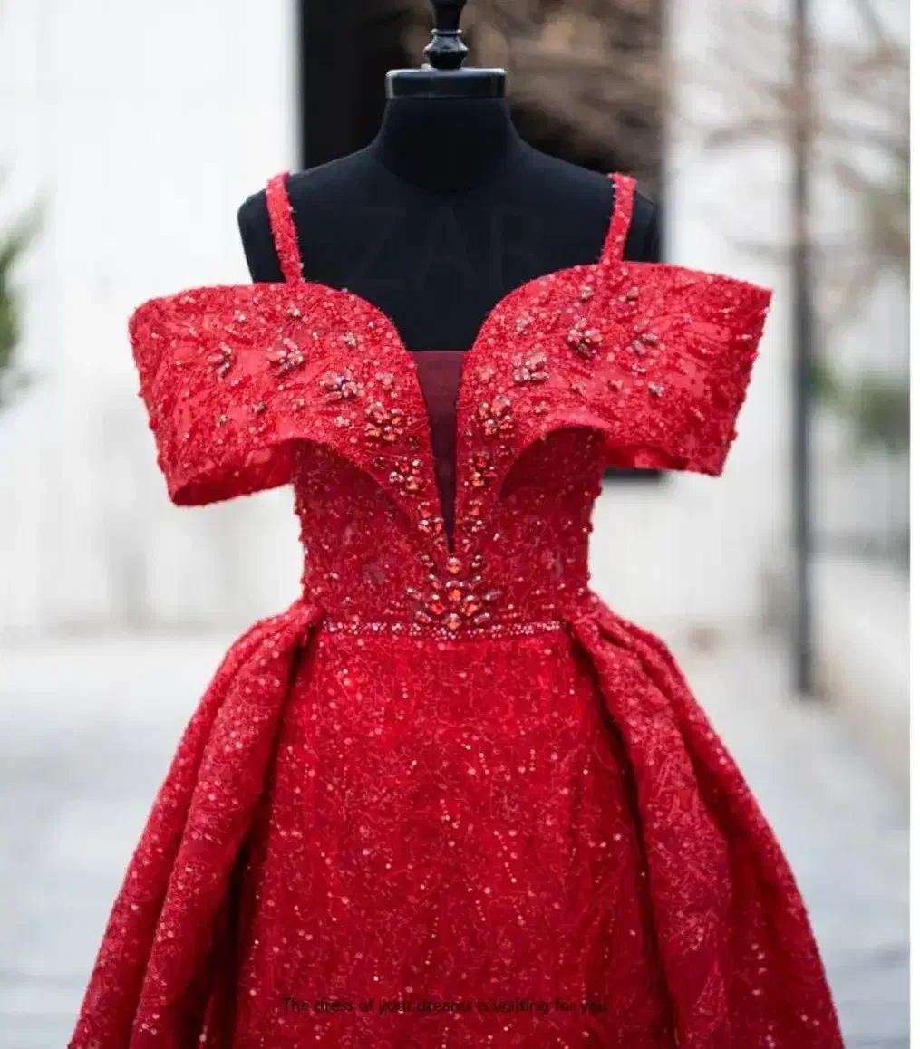 فروش فوری لباس مجلسی زیرقیمت|لباس|شیراز, ستارخان|دیوار