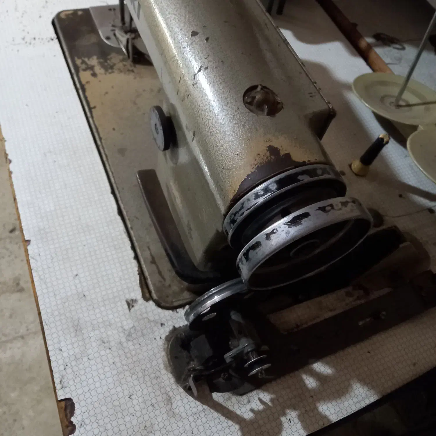 چرخ راسته ژوکی ۵۵۵|چرخ خیاطی و ریسندگی|اسلامشهر, مسکن مهر اسلاشهر (شهرک امام خمینی)|دیوار