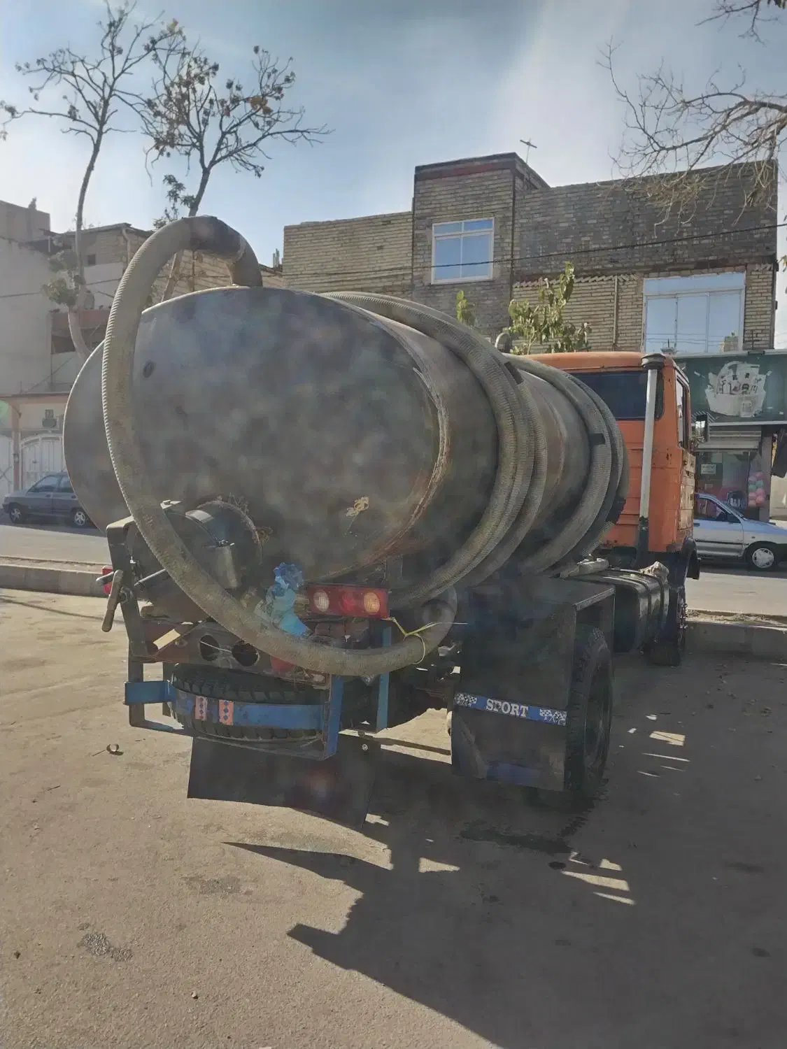 تخیله چاه و لوله باز کنی با پمپ لجن کش در نقاط شهر|خدمات پیشه و مهارت|مشهد, طبرسی شمالی|دیوار