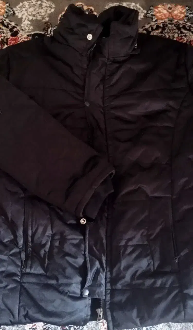 کاپشن ضخیم نو|لباس|گلبهار, شهر جدید گلبهار|دیوار