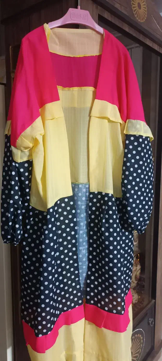 مانتومجلس وسارافون|لباس|قزوین, |دیوار