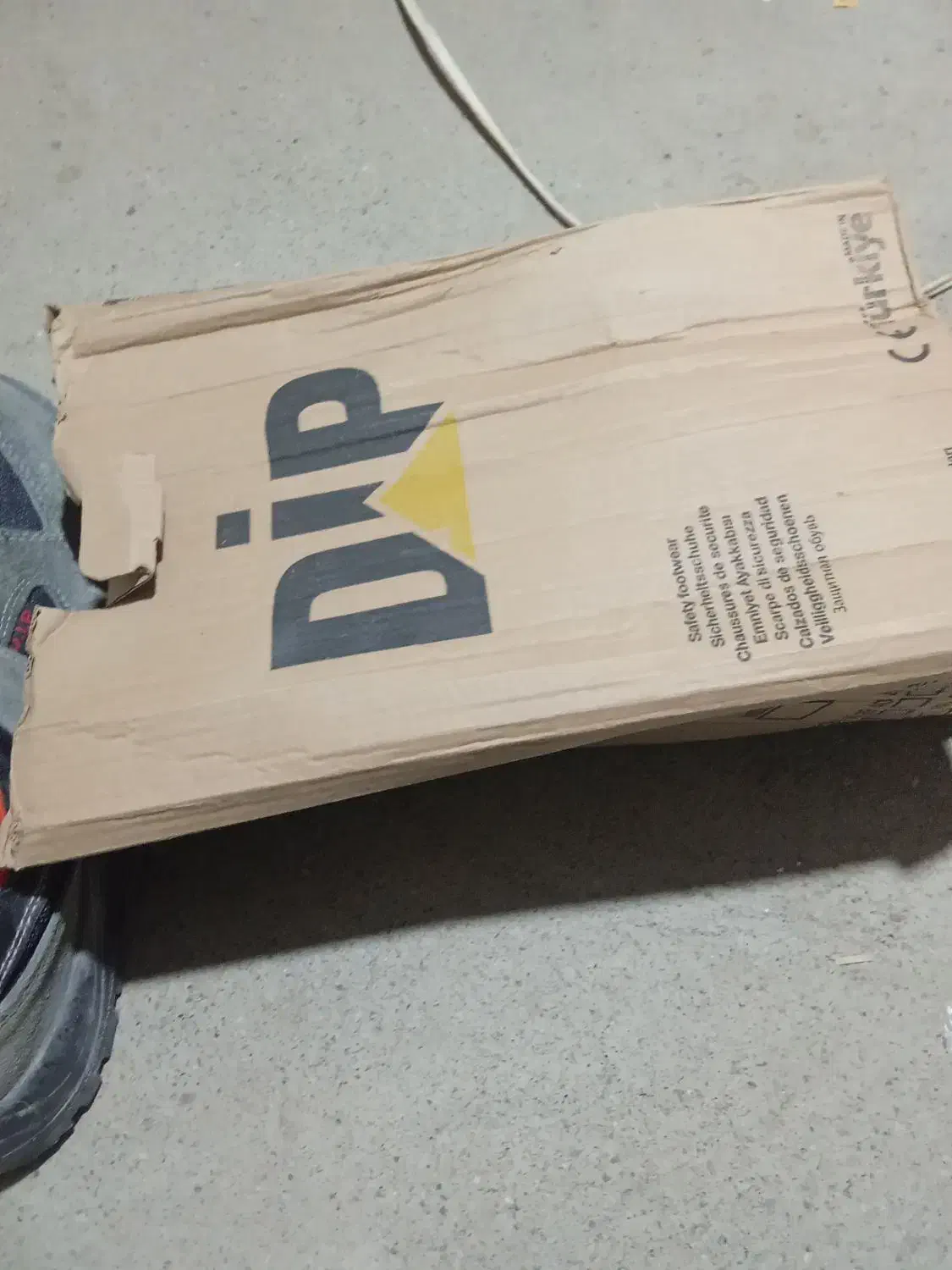 کفش کار ترکیه ای.دهن پلا اهن شماره ۴۵|کیف، کفش، کمربند|سقز, |دیوار