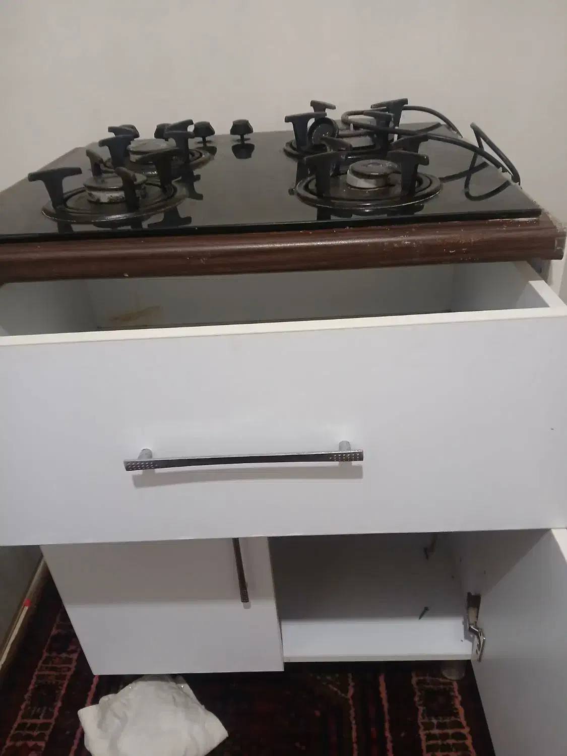 گاز رومیزی به همراه کابینت زیری|اجاق گاز و لوازم برقی پختوپز|محمدشهر, همایون ویلا|دیوار