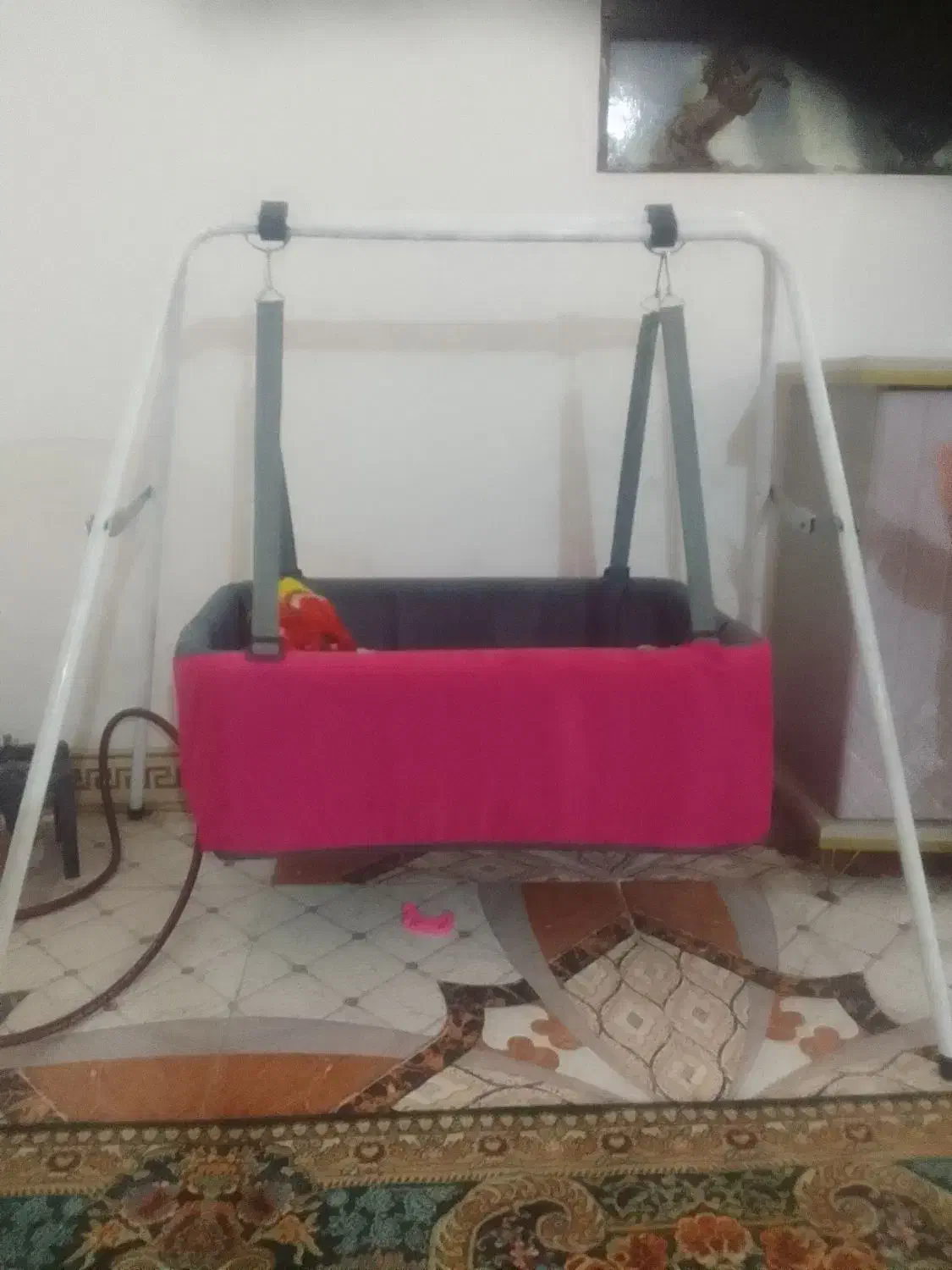 گهواره کودک|اسباب و اثاث بچه|نرماشیر, |دیوار