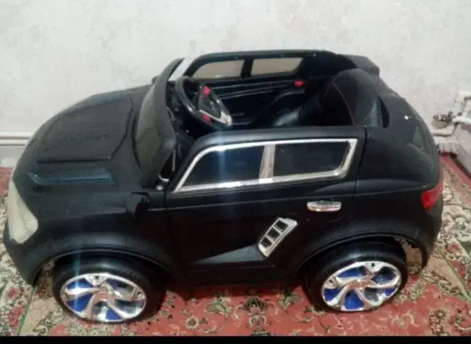 ماشین شارژی بی ام و|اسباببازی بچه|تبریز, |دیوار