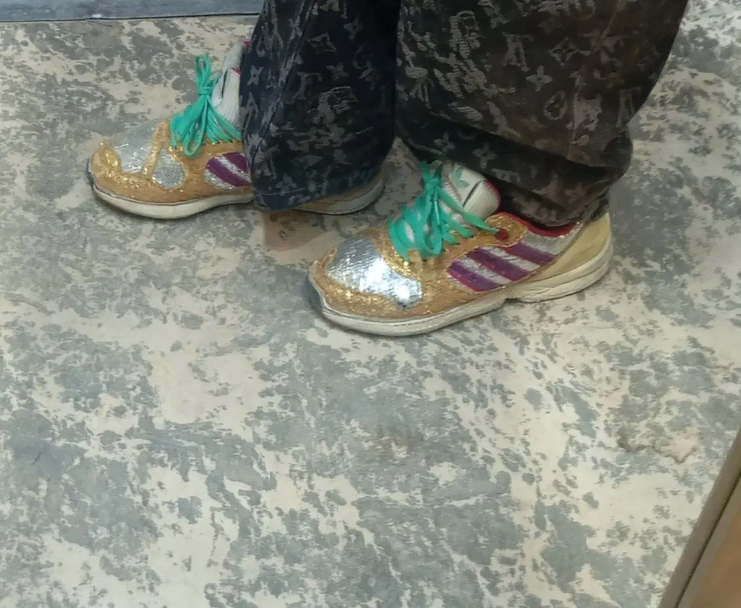 کتونی پولکی سایز 38|کیف، کفش، کمربند|رباط‌کریم, نصیرشهر|دیوار