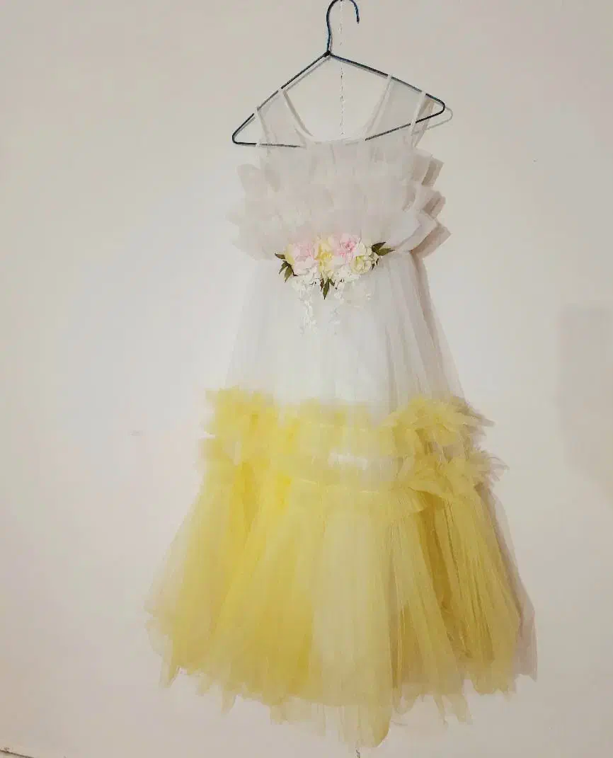 لباس عروس دخترانه|لباس|خوی, |دیوار