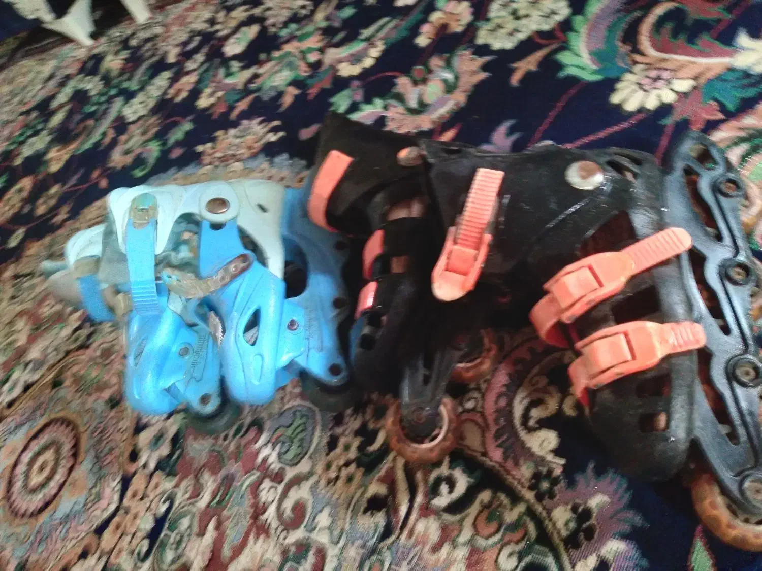 یک جفت اسکیت سالم  چهارچرخ|دوچرخه، اسکیت، اسکوتر|رشت, پاره بیجار|دیوار