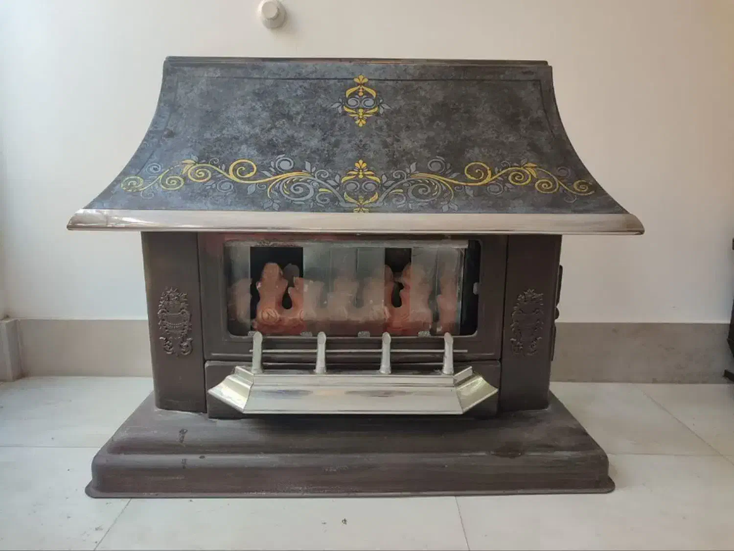 بخاری در حد نو|بخاری، هیتر، شومینه|آران و بیدگل, |دیوار