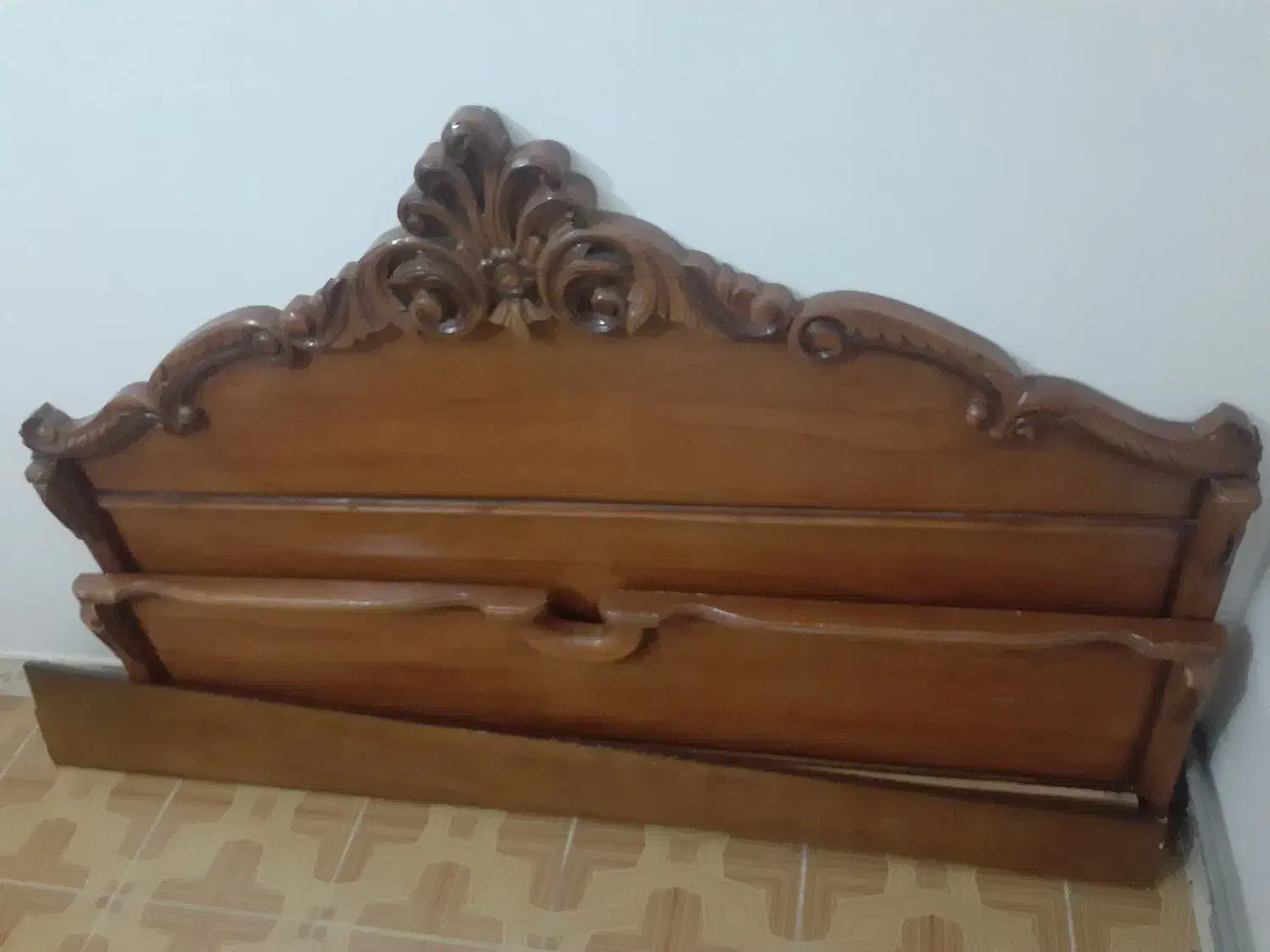 سرویس تخت و خواب|تخت و سرویس خواب|میاندوآب, |دیوار