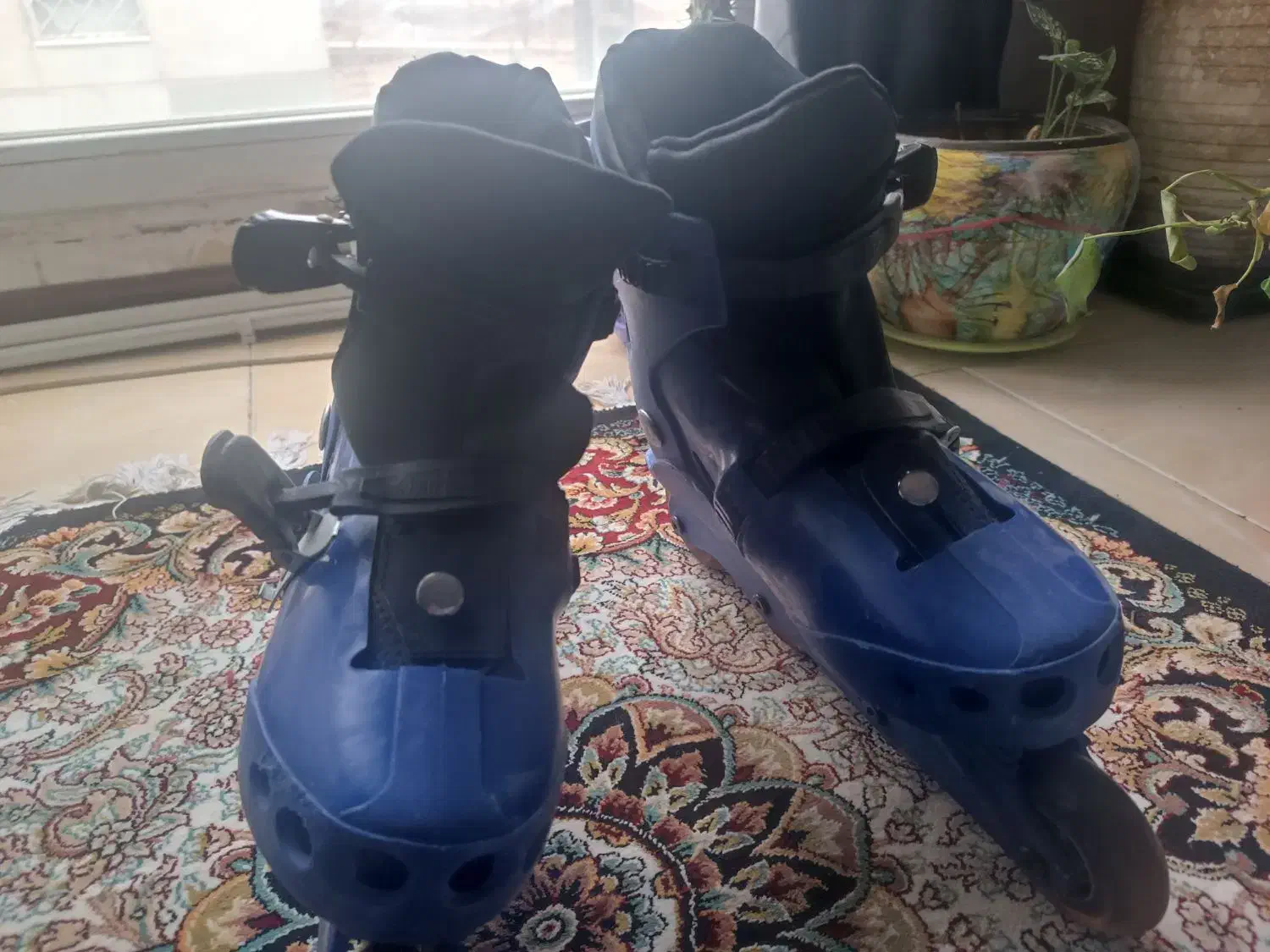 کفش اسکیت|دوچرخه، اسکیت، اسکوتر|هشتگرد, شهرک ایران خودرو|دیوار