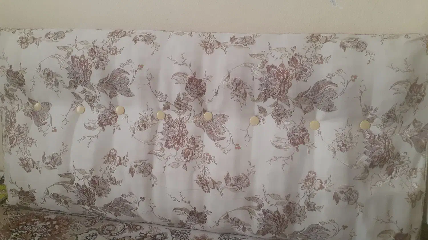 پشتی طرح مبلی|پشتی|کرمانشاه, |دیوار