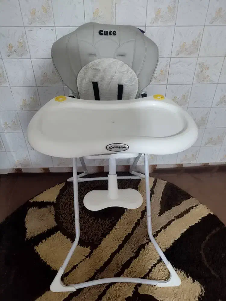 صندلی غذای کودک|تخت و صندلی بچه|اهر, |دیوار