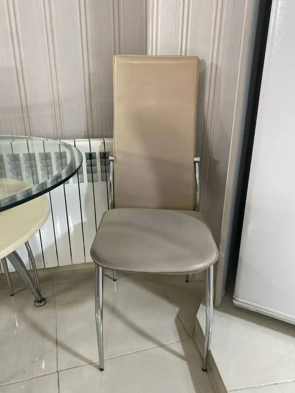 میز ناهار خوری|میز و صندلی غذاخوری|رباط‌کریم, رباط‌کریم|دیوار