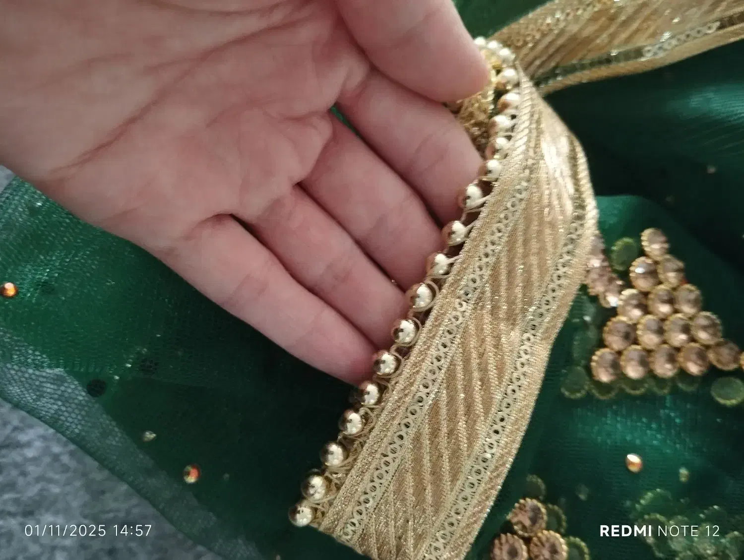 شال حنا|لباس|کهریزک, |دیوار