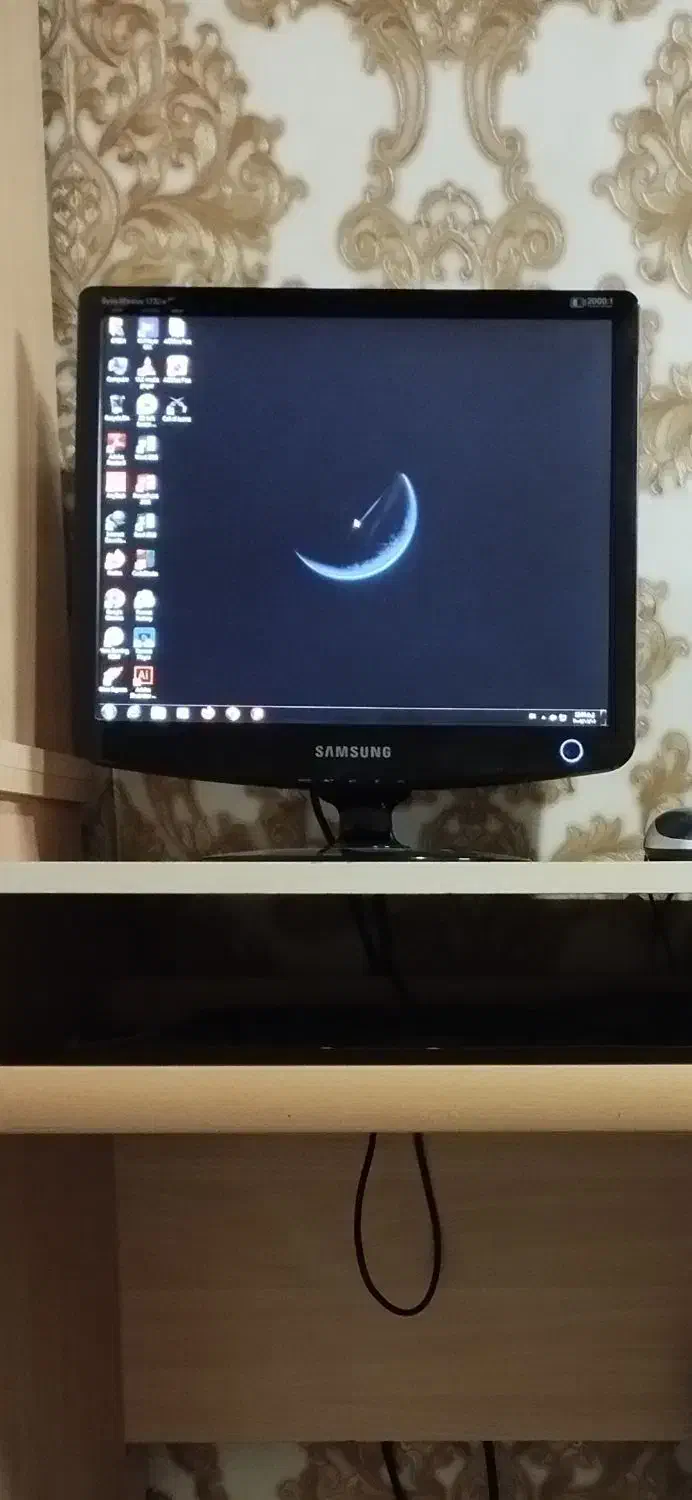 مانیتور کامپیوتر سامسونگ|قطعات و لوازم جانبی رایانه|ری, فیروزآبادی|دیوار