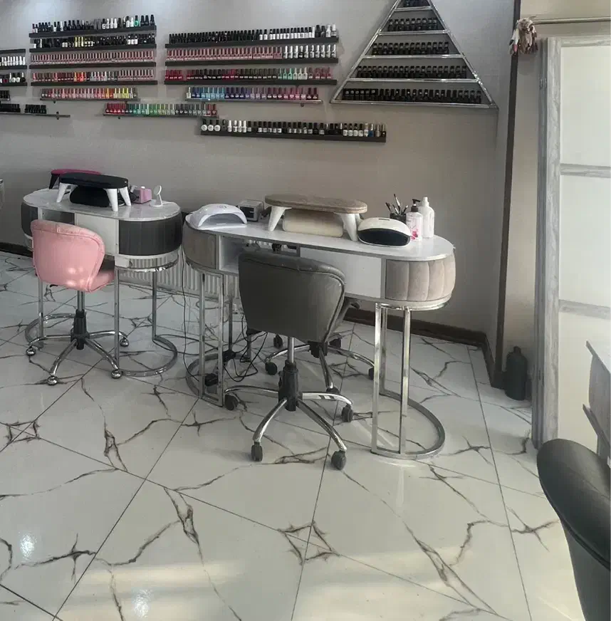 فروش میز ناخن تک نفره|آرایشگاه و سالنهای زیبایی|کرج, اتحاد|دیوار