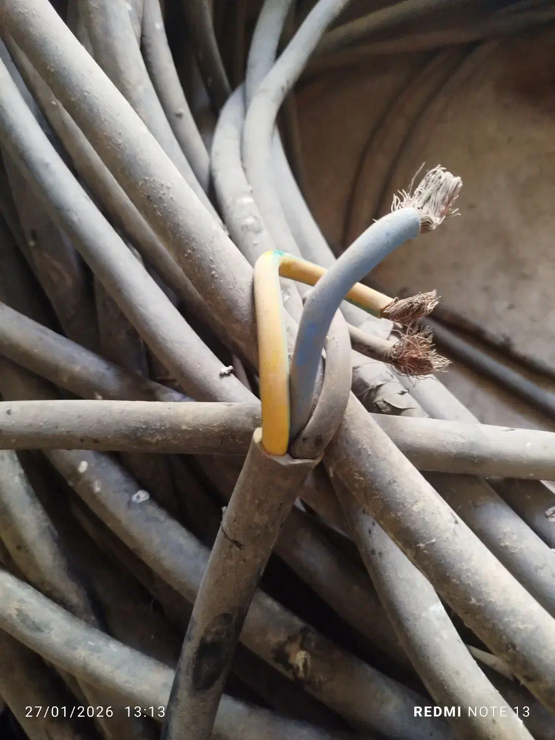 کابل3در25تمام مس|ابزارآلات|شیراز, داریون|دیوار