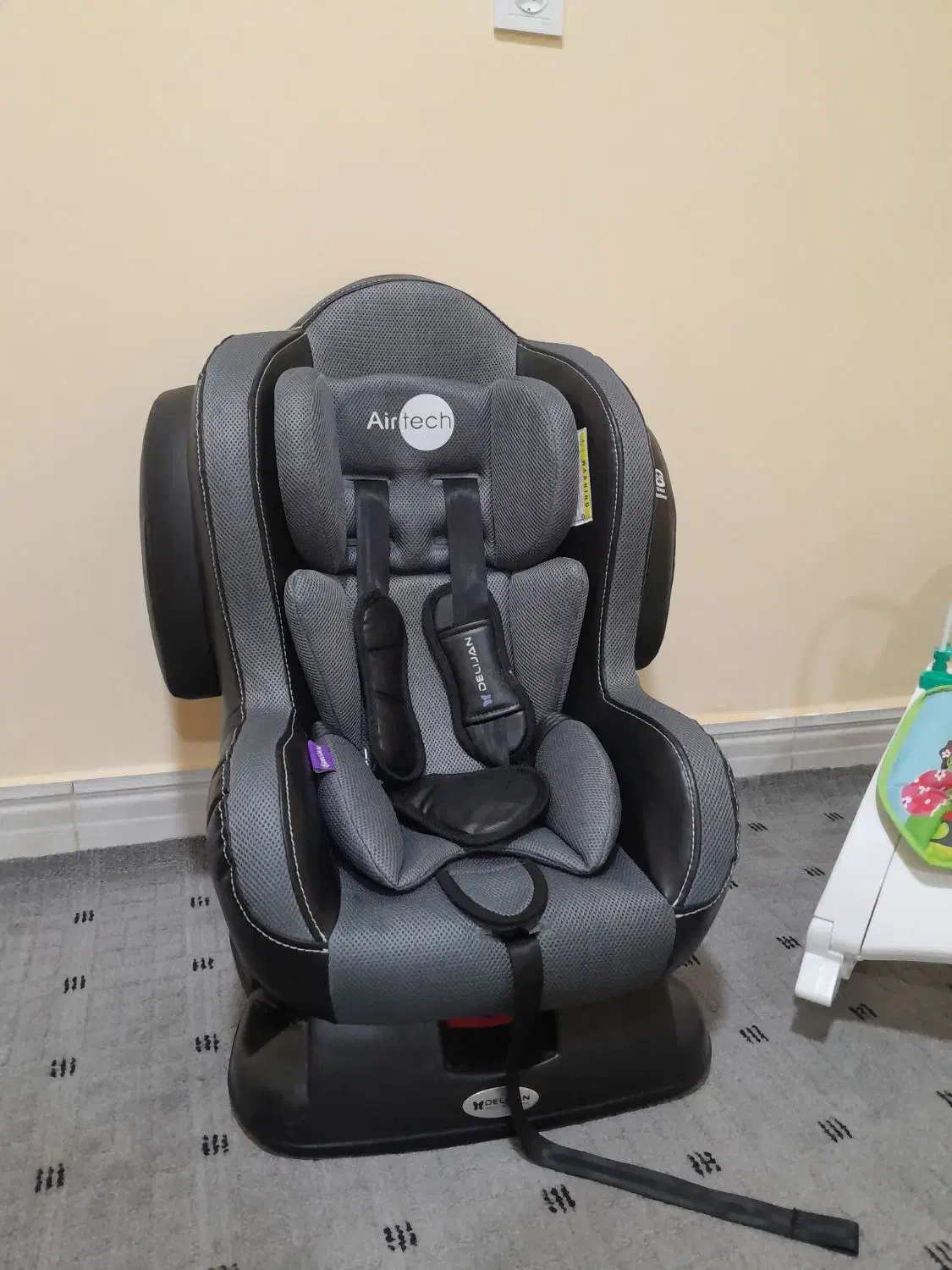 صندلی ماشین|تخت و صندلی بچه|یاسوج, |دیوار