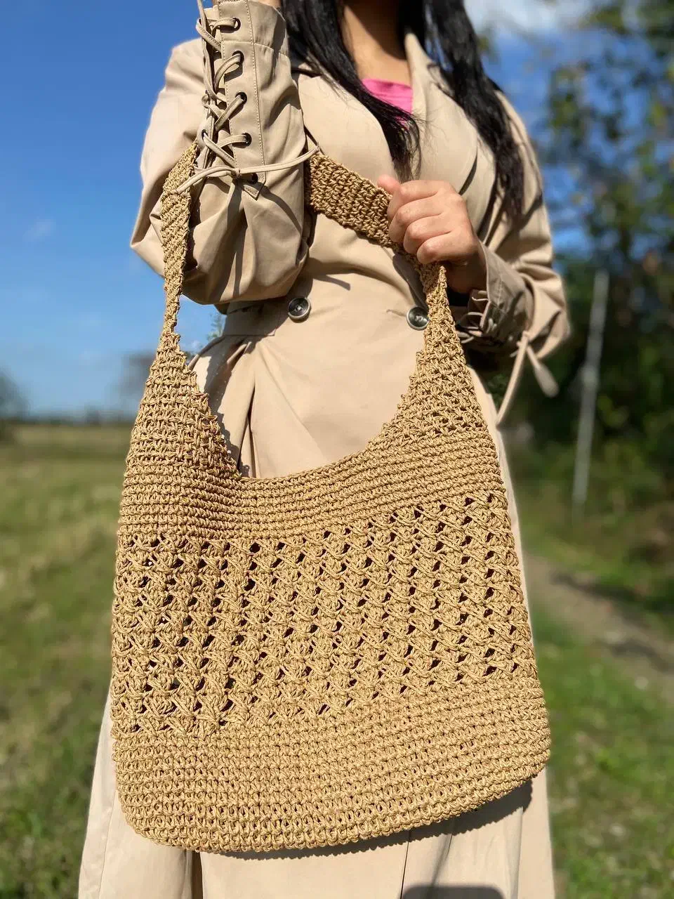 کیف رافیا|کیف، کفش، کمربند|رشت, پیرسرا|دیوار