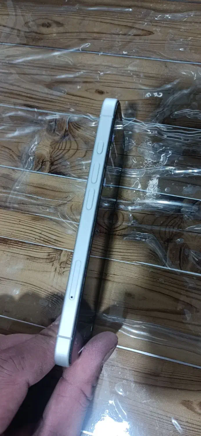 گوشی ایفون ۱۶ نرمال۱۲۸|موبایل|شهرکرد, |دیوار