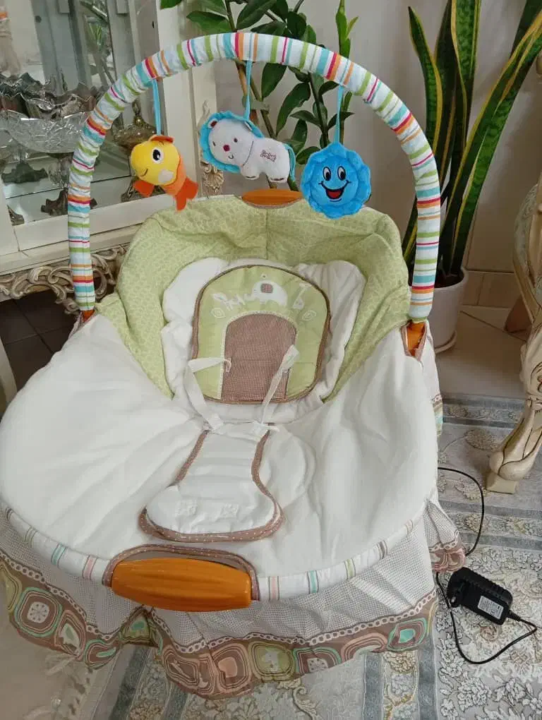 گهواره برقی نوزاد|تخت و صندلی بچه|ری, دولت‌آباد|دیوار