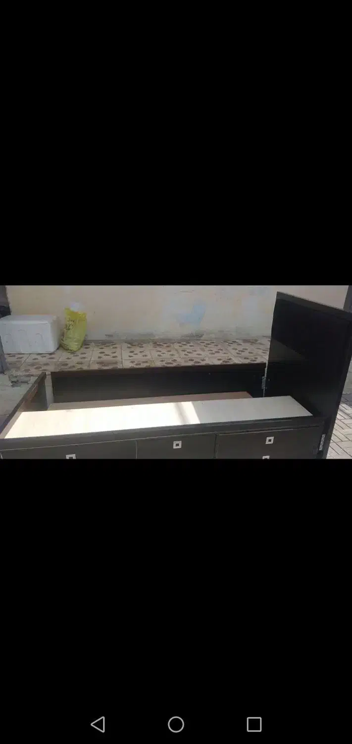 تخت تک نفره با سه کشو بسیار مقاوم و بدون خط و خش|تخت و سرویس خواب|شیرود, |دیوار