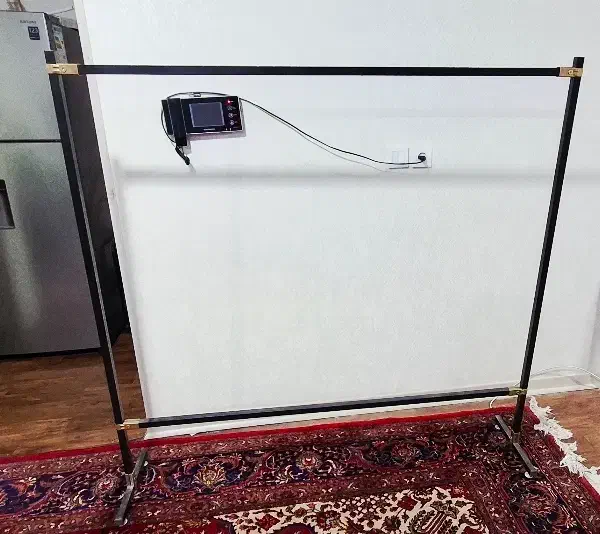 رگال|بندرخت و رخت‌آویز|شیراز, جانبازان|دیوار