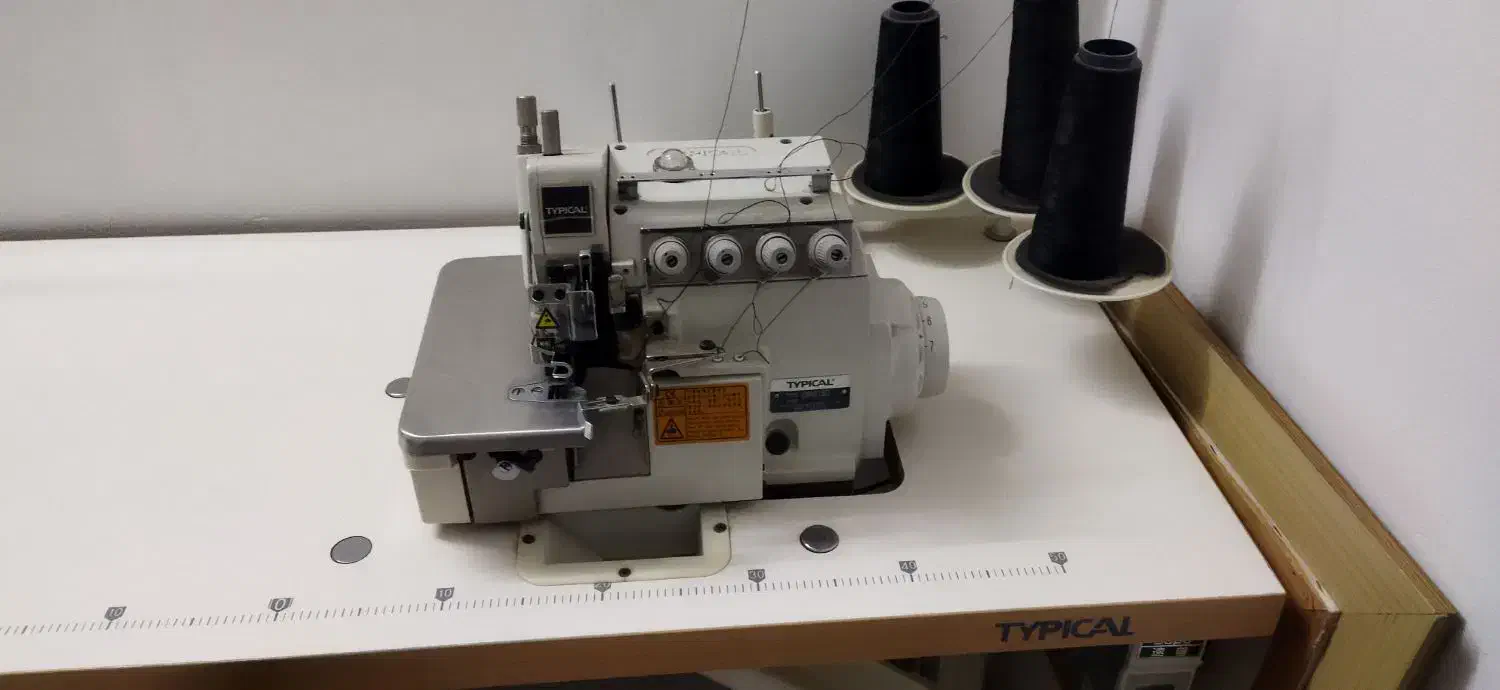 چرخ راسته دوز و سردوز پنج نخ|چرخ خیاطی و ریسندگی|گلبهار, شهر جدید گلبهار|دیوار