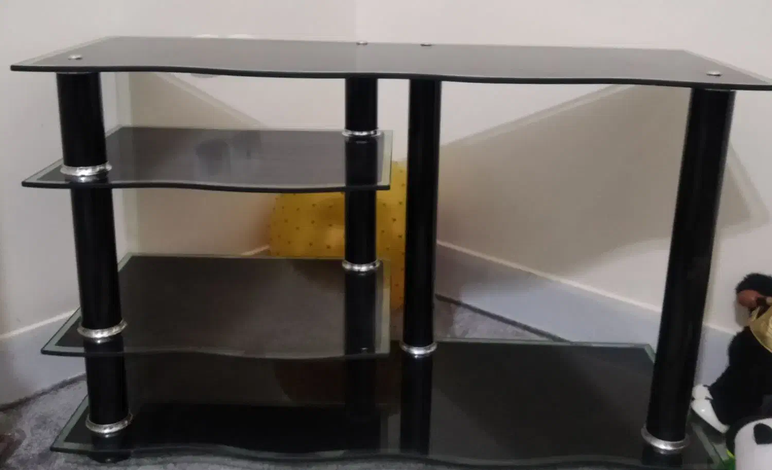 میز تلویزیونی|میز تلویزیون|لار, |دیوار