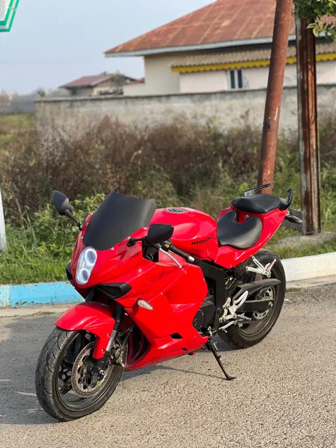 هیوسانگ ۲۵۰ جفت سیلندر سند دار|موتورسیکلت|احمدسرگوراب, |دیوار