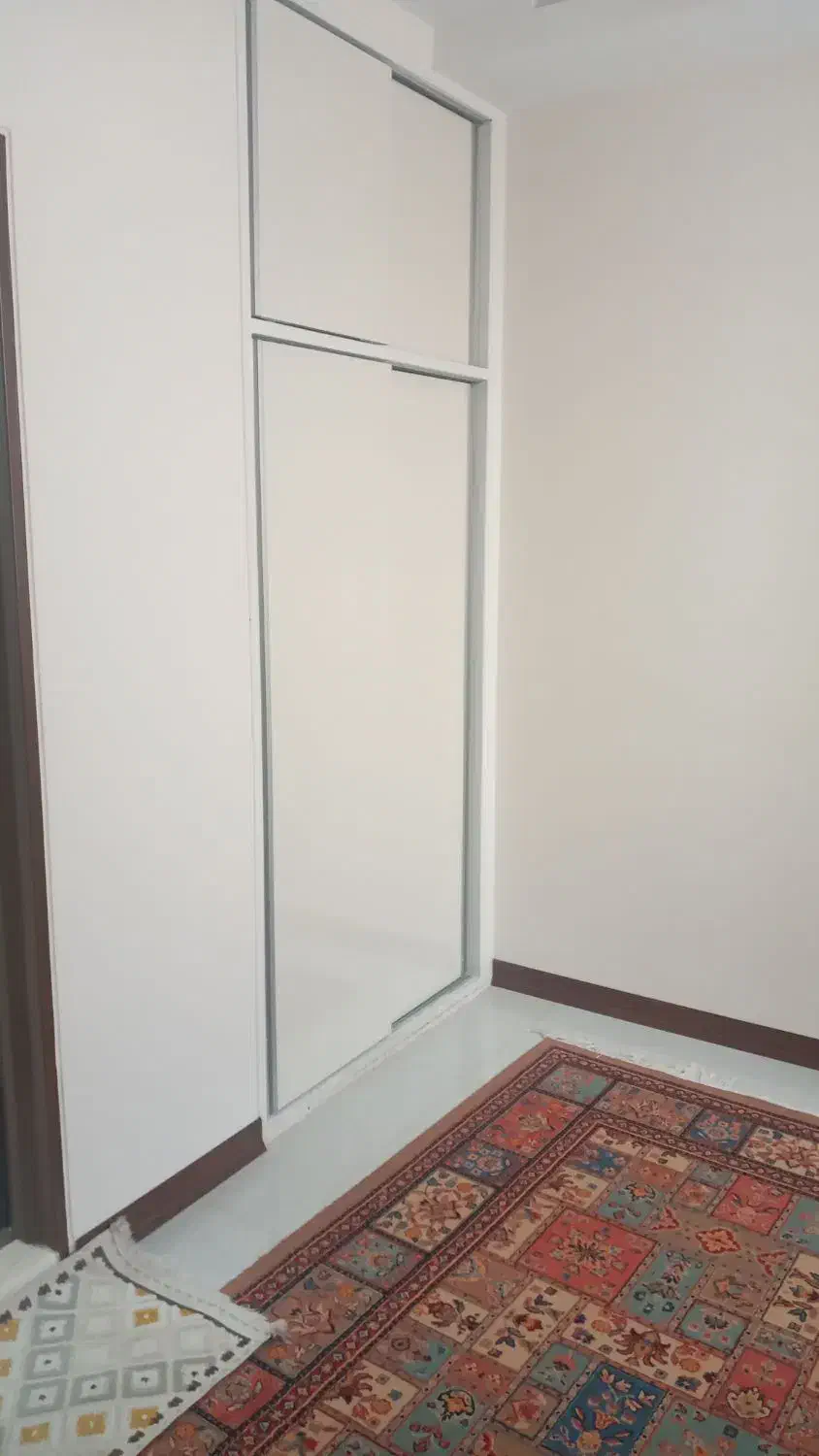 آپارتمان ۱۰۵ متری ۳ خوابه نوساز خ ۴۲