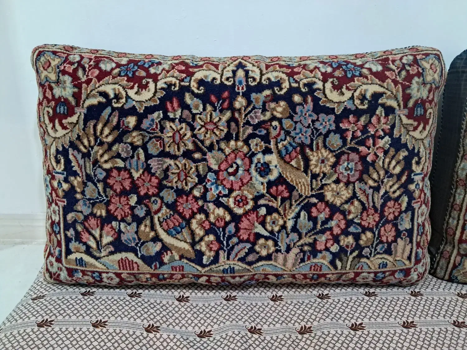 پشتی دستبافت طرح کبکی کرمانی|پشتی|رفسنجان, |دیوار