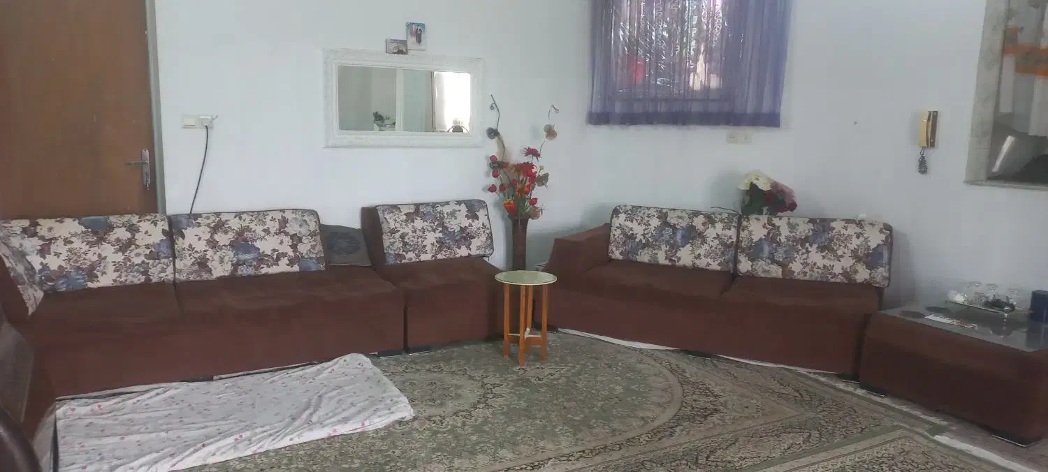 فروش مبلمان راحتی/ هفت نفره/|مبلمان خانگی و میز عسلی|شاهرود, |دیوار