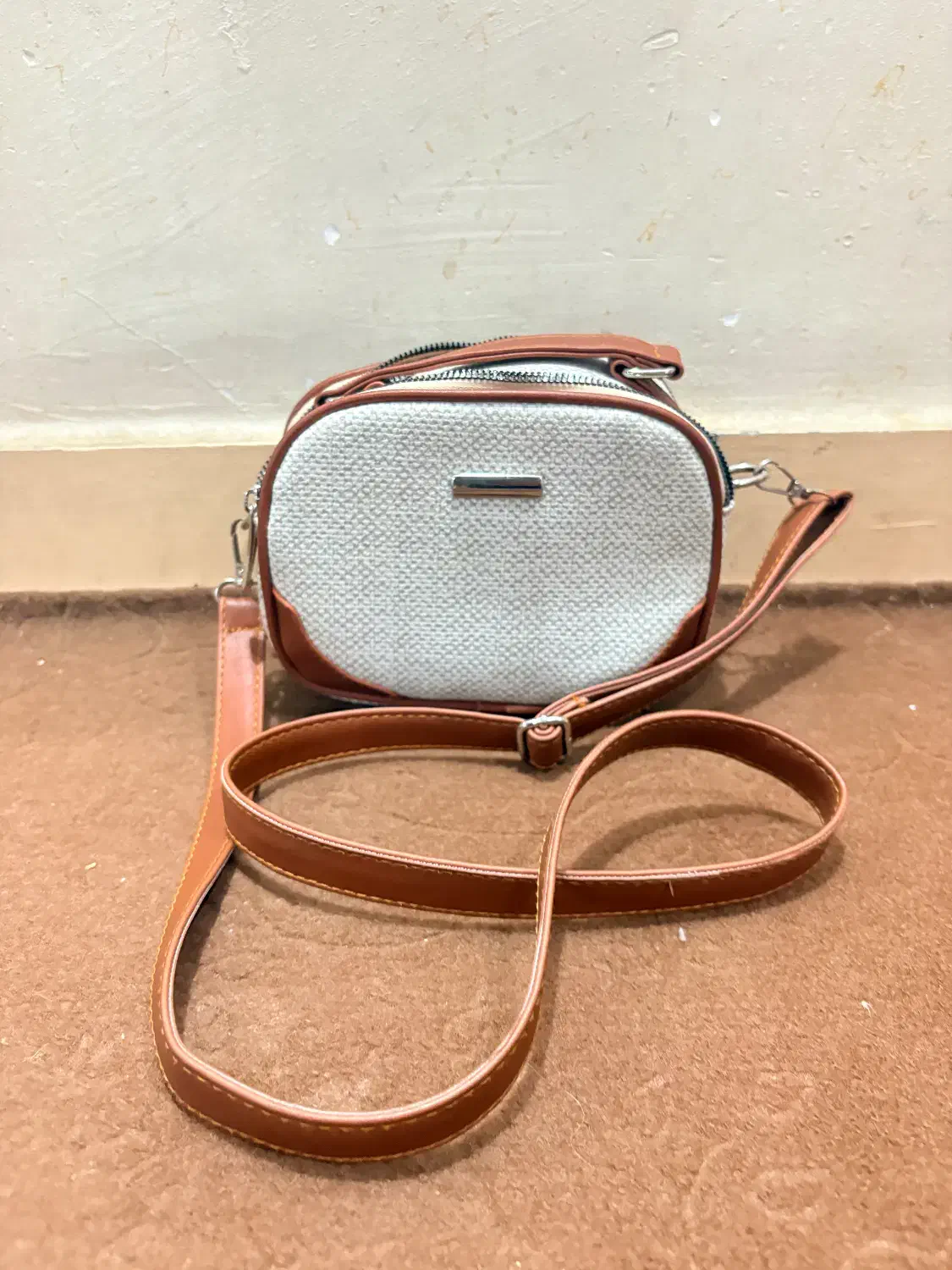 ۳عدد کیف کاملا نو|کیف، کفش، کمربند|اهواز, گلستان|دیوار