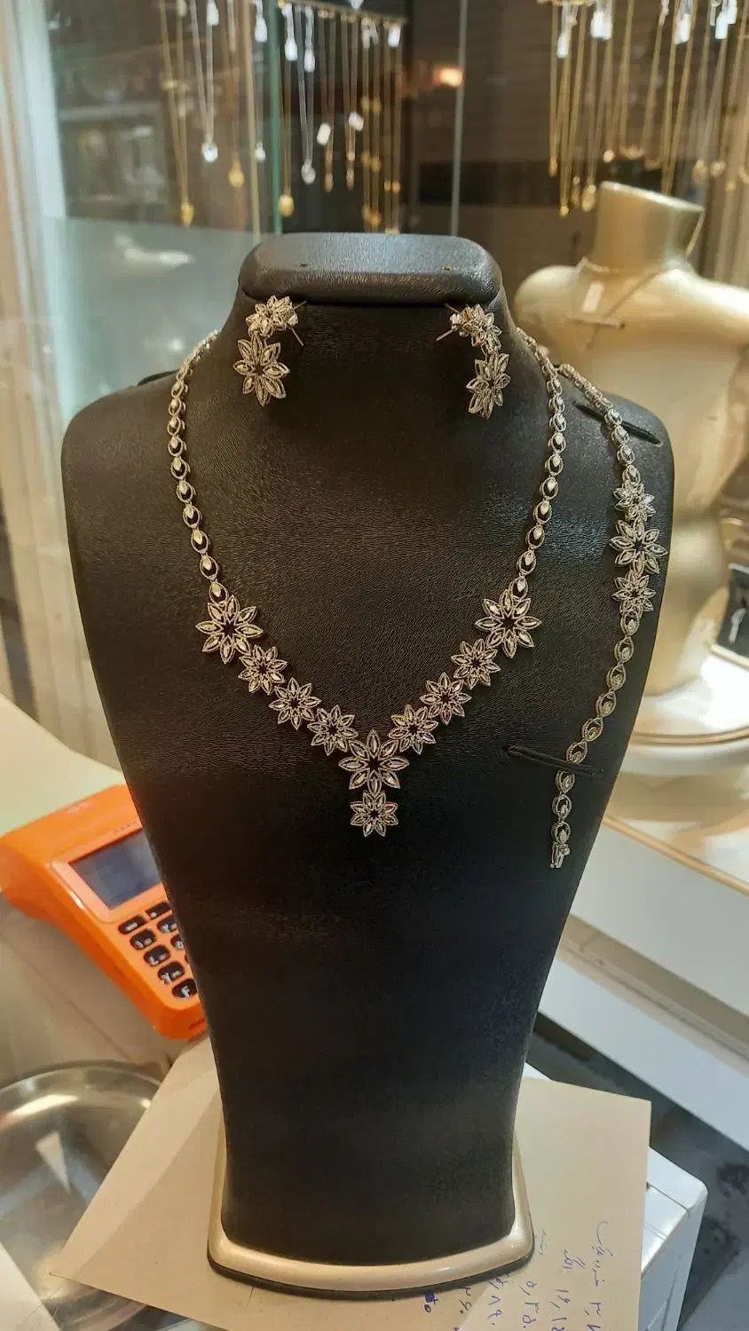 سرویسهای طلا ۲ درصد|جواهرات|رشت, بازار|دیوار