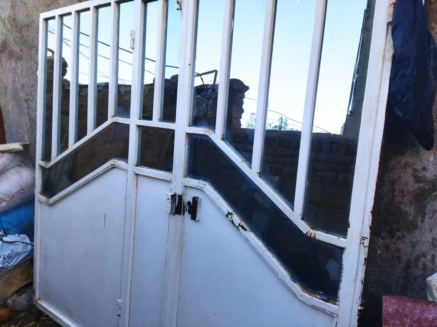 درب|مصالح و تجهیزات ساختمان|گیان, |دیوار