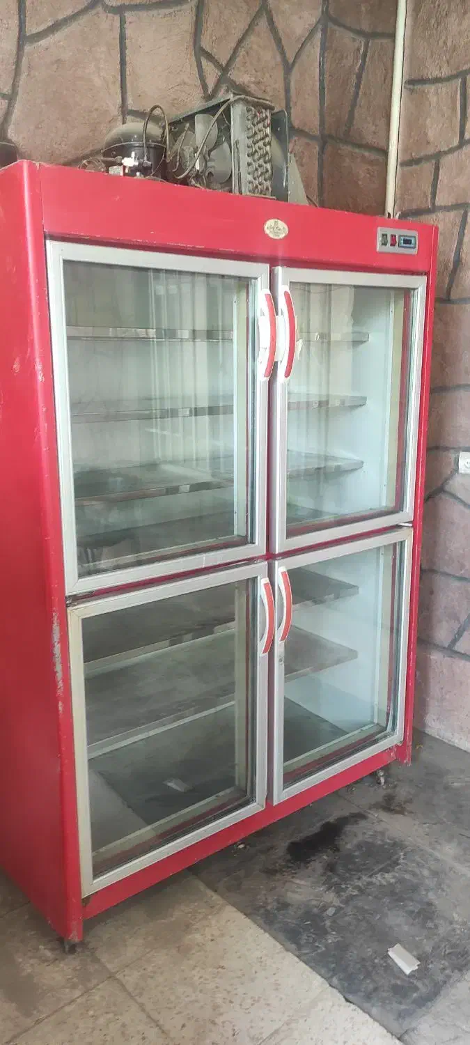 فریزر ایستاده 4 درب 1/5 منری مارک فریدونی|کافیشاپ و رستوران|تهران, الهیه|دیوار