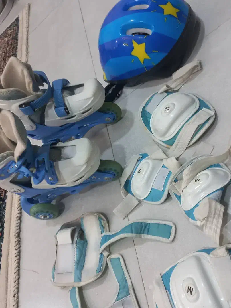 اسکیت اسپرت سایز ۳۰تا ۳۳ در حد نو با لوازم کامل|دوچرخه، اسکیت، اسکوتر|رفسنجان, |دیوار