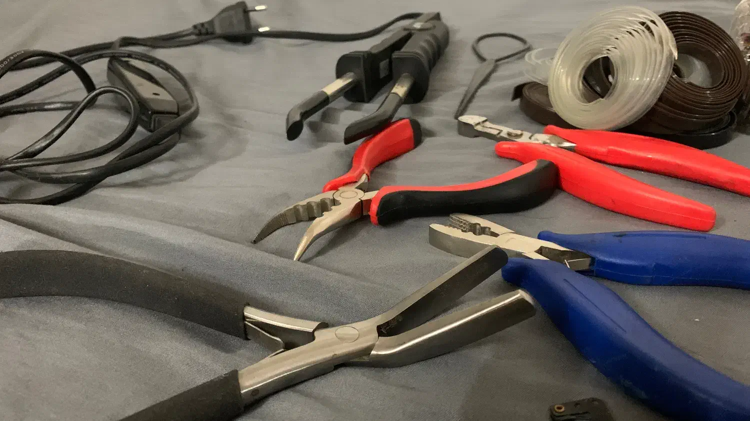 چسب اکستنشن مو|آرایشی، بهداشتی، درمانی|ری, علایین|دیوار