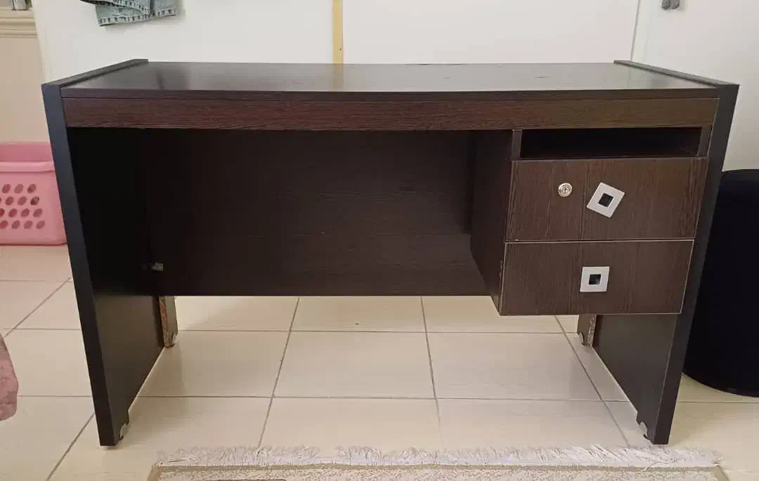 میز مطالعه|مبلمان اداری|قزوین, |دیوار