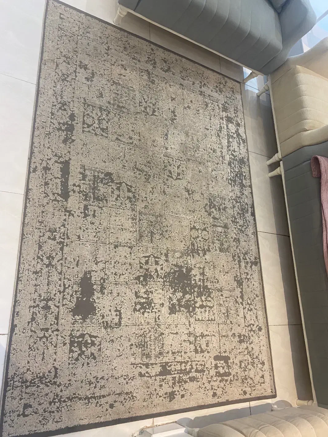 فرش|فرش|رشت, آب و برق|دیوار