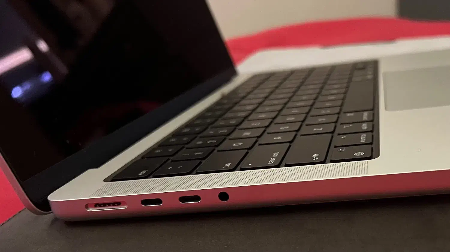 MacBook Pro with Apple M3 Pro chip|رایانه همراه|پردیس, فاز ۳|دیوار