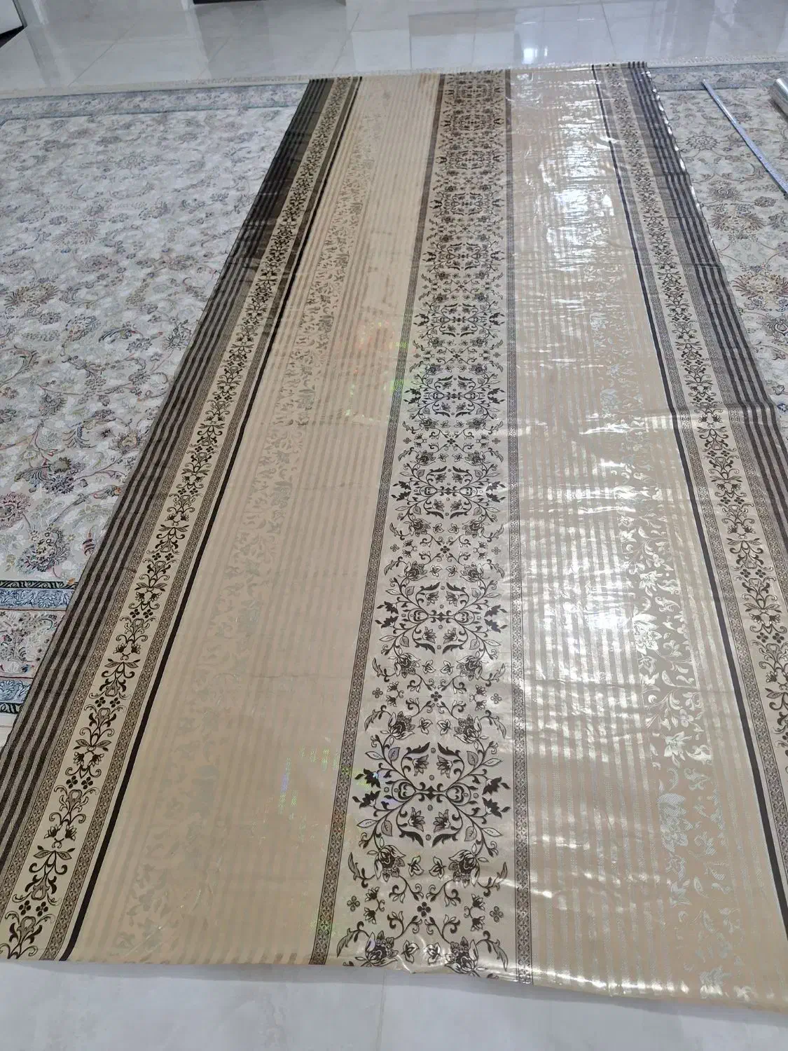 سفره|سفره، حوله، دستمال آشپزخانه|ارومیه, |دیوار