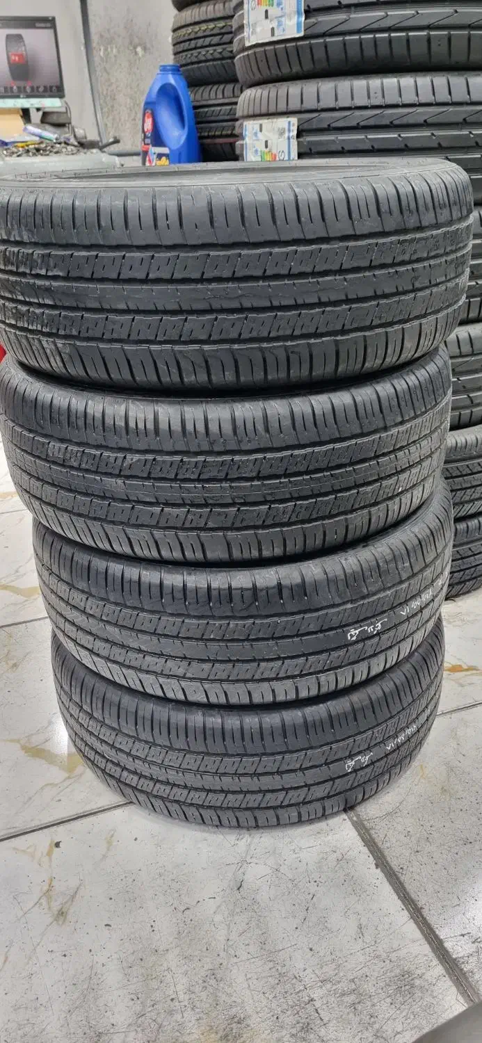 ۴حلقه لینگ لاین ۲۱۵/۵۵/۱۸ تمیز ۸۰ درصد درحد|قطعات یدکی و لوازم جانبی|کرج, کارخانه قند|دیوار