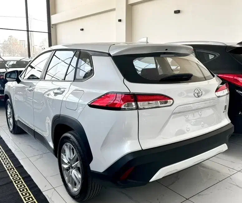 خودروی تویوتا  کرولا کراس هیبرید|خودرو سواری و وانت|تبریز, |دیوار